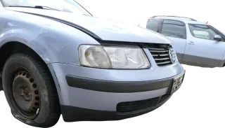 VW Passat 3B Stoßstange vorne Frontstoßstange Stoßfänger vorne blau LL5Y + Grill - Bild 11