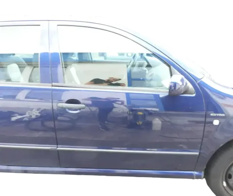Skoda Fabia 6Y Kombi Limousine Tür vorne rechts Beifahrertür blau LF5U