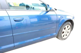 Audi A3 8P 4/5 Türer Tür vorne rechts Beifahrertür Türblatt blau LZ5C mauritiusb - Bild 1
