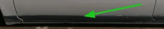 Audi A4 B5 NUR Zierleiste Leiste Abdeckung Tür vorne links unten schwarz - Bild 1