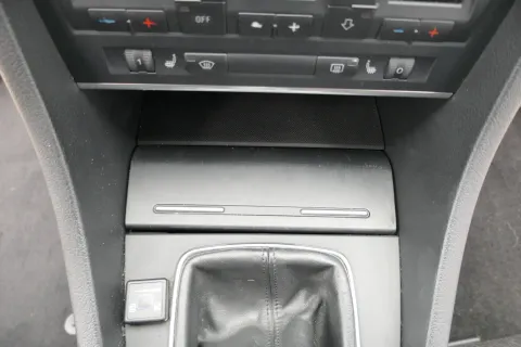 Audi A4 8E B7 B6 Aschenbecher 8E0857951H Ascher schwarz