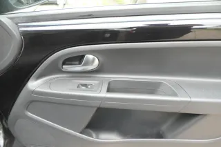 VW Up Mii Citigo Türverkleidung Verkleidung Tür vorne rechts schwarz 2/3-Türer - Bild 3