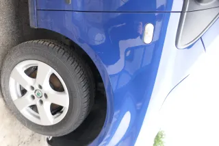 VW Fox 5Z Kotflügel vorne rechts blau LL5M - Bild 6