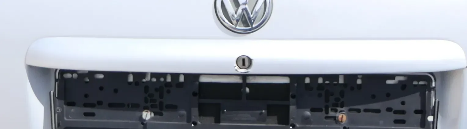 VW Passat 3B Griff Heckklappe Heckklappengriff Öffner auch Kombi silber LB7Z - Bild 1