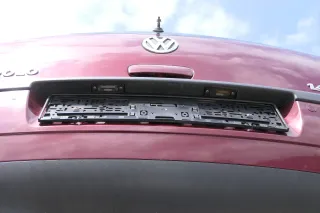 VW Polo 9N 9N3 Stoßstange Heckstoßstange hinten rot LC3R - Einparkhilfe PDC - Bild 9