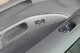 1x Audi A3 8L Türverkleidung Verkleidung Tür vorne rechts 2/3-Türer onyx/schiefe - Bild 4