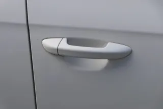 1x VW Passat 3C Türgriff Tür Griff vorne / hinten rechts außen weiß LB9A - Bild 1
