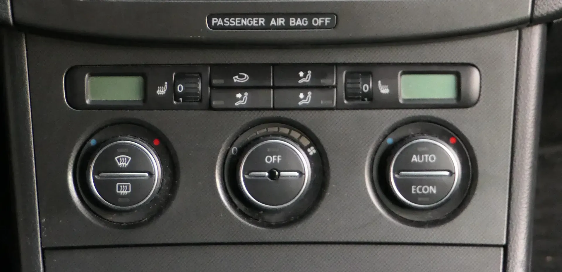 VW Passat 3C Steuergerät Klimaanlage Klimabedienteil 3C0907044BB Climatronic - Bild 1