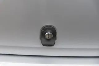 VW Fox 5Z Heckklappe Kofferraumklappe Klappe hinten + Scheibe silber LA7W - Bild 2