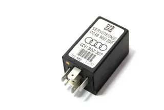Audi A8 4D A6 4B Relais Steuergerät Servotronic 4D0907307 4D0907307 - Bild 1