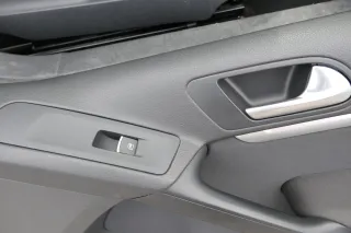 VW Tiguan 5N Türverkleidung Verkleidung Tür vorne+hinten Dynaudio schwarz - Bild 9