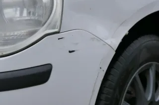 VW Polo 9N3 Stoßstange vorne Frontstoßstange Stoßfänger weiß LB9A - Bild 3