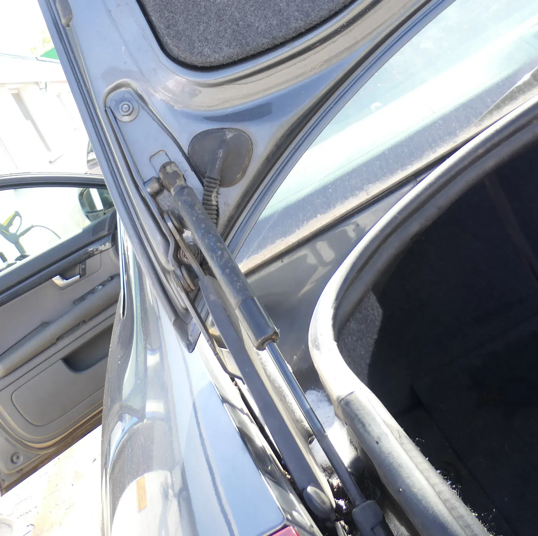 1x 8E B6 B7 Limousine Dämpfer Heckklappe hinten rechts Scharnier blau LY7R - Bild 1