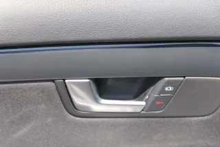 A4 8E B6 Dekor Leisten Türverkleidung Verkleidung Tür vorne +hinten schwarz - Bild 6