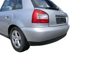 Audi A3 8L Stoßstange Heckstoßstange hinten silber LY7W - Bild 1