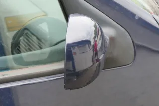 VW Golf 4 Bora manueller Spiegel vorne rechts Außenspiegel blau LA5G - Bild 5