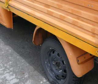VW T4 DOKA Pritsche Radhausschale Radhaus hinten rechts oder links passend orang - Bild 2