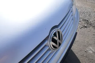 VW Polo 6N2 Motorhaube Haube vorne Klappe silber LA7W - Bild 4