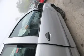 VW Fox 5Z Tür vorne rechts Beifahrertür silber LA7W grau - Bild 6