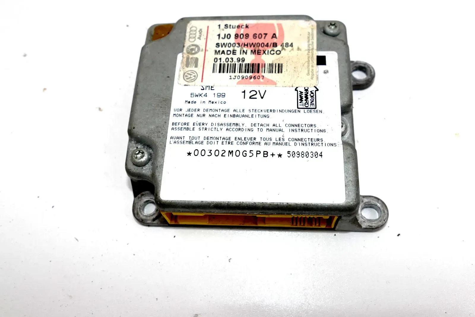 VW Passat 3B Steuergerät Airbag Airbagsteuergerät 1J0909607A 1J0909607 - Bild 1