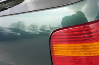 VW Golf 4 Limousine Heckklappe Kofferraumklappe Klappe hinten grün LC6M - Bild 5