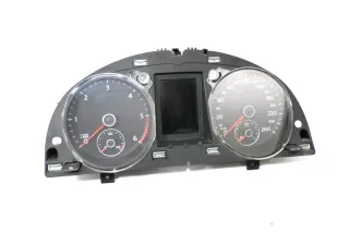 VW Passat 3C Tacho Tachometer 131.000km 3C0920872G Diesel TDI - Bild 1
