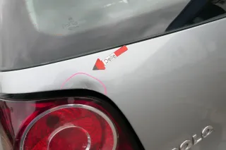 Polo 9N3 9N Heckklappe Kofferraumklappe Klappe silber LA7R grau silber --- Delle - Bild 3