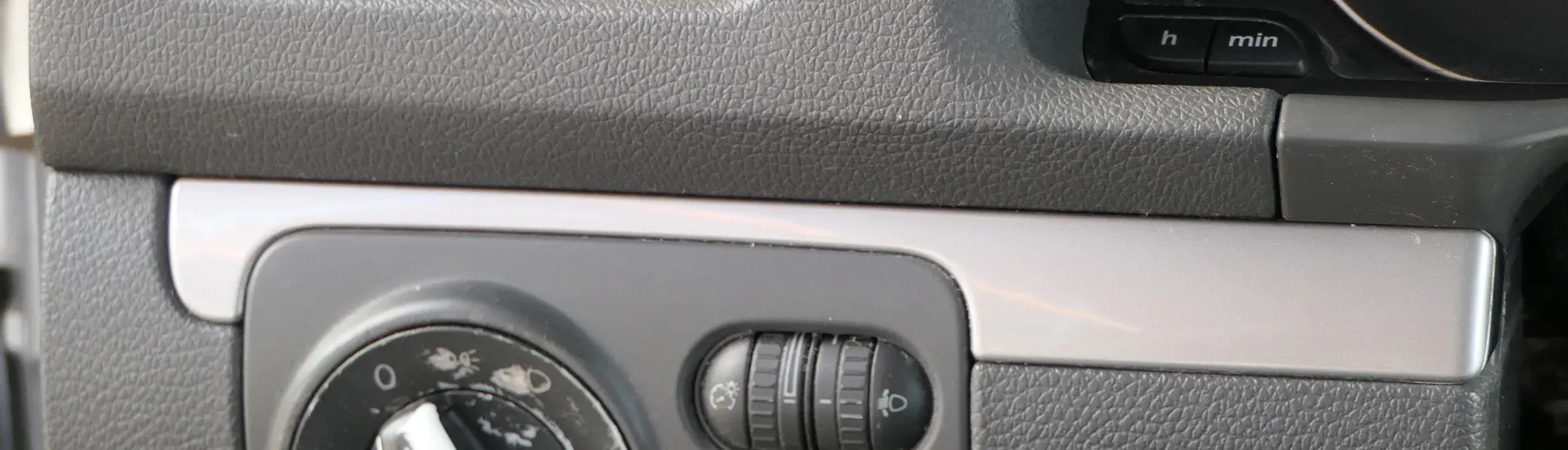 VW Golf 5 1K Verkleidung Abdeckung Dekor silber links + rechts silber grau - Bild 1