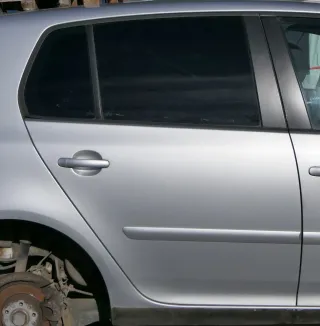 Golf 5 V 1K Tür Türrahmen hinten rechts 4/5-Türer grau silber LA7W -ohneAnbautei - Bild 1