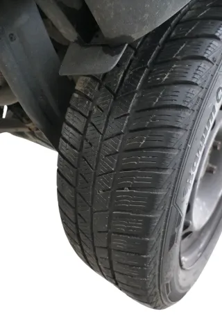 2x VW Passat 3C Golf Reifen Winterrreifen M&S 205/55 R16 91H Felgen 5,5-6mm - Bild 2