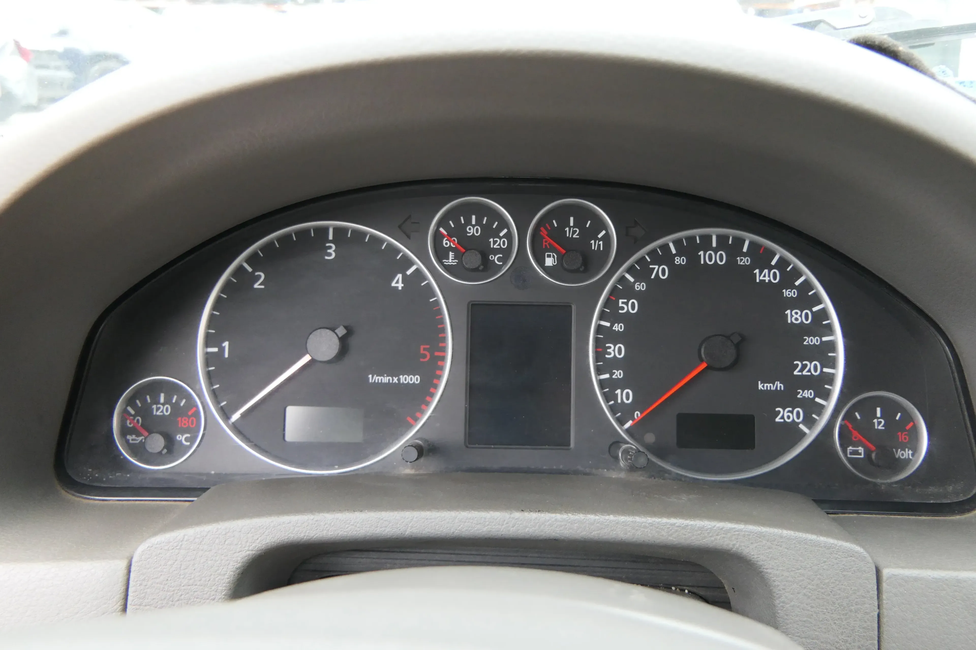Audi A6 4B Tacho Tachometer Kombiinstrument 405.347km 4B0920933G 2,5 TDI - Bild 1