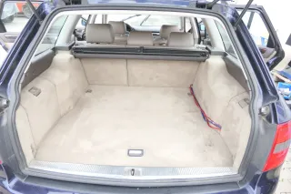 Audi A6 4B Avant Kombi Teppich Kofferraum Kofferraumteppich melange beige - Bild 1
