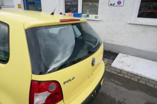 VW Polo 9N3 9N Heckklappe Kofferraumklappe Klappe gelb LD1B ohne Anbauteile - Bild 4