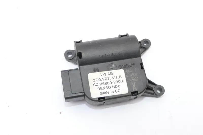 VW Golf 5 Stellmotor für Umluftbetrieb Heizung Umluft 3C0907511B Eos Touran - Bild 1