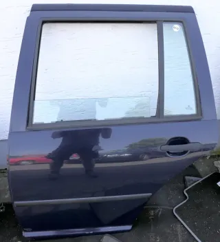 VW Golf 4 Bora Tür hinten links nur Kombi / Variant blau LA5G - Bild 1