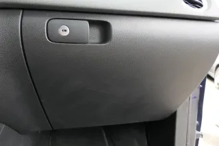VW Tiguan Handschuhfach Handschuhfachdeckel Deckel Klappe 5N0858069J schwarz - Bild 1