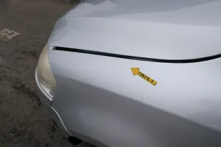 VW Fox Kotflügel vorne links silber LA7W - Bild 4