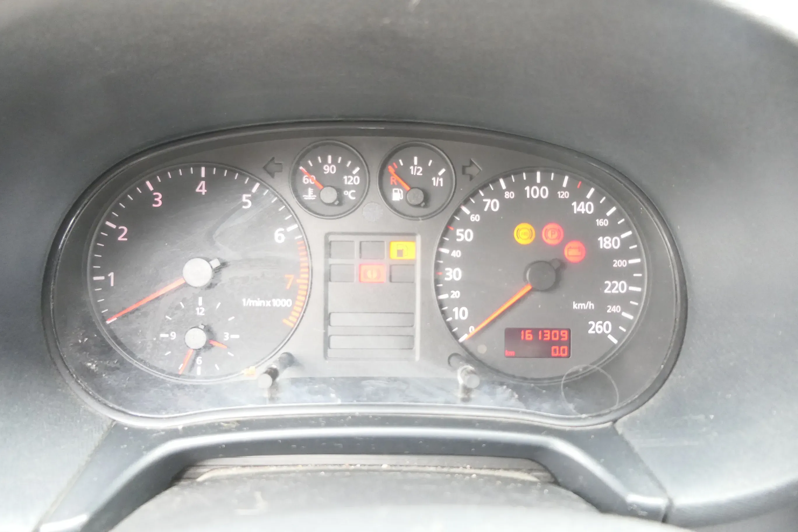 Audi A3 8L Tacho Tachometer Kombiinstrument 8L0919860E 161.000k Benziner 260km/h - Bild 1