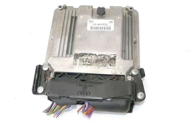 Audi A4 8K B8 Motorsteuergerät Steuergerät Motor 03L906019AL 2.0 CAGC - Bild 1