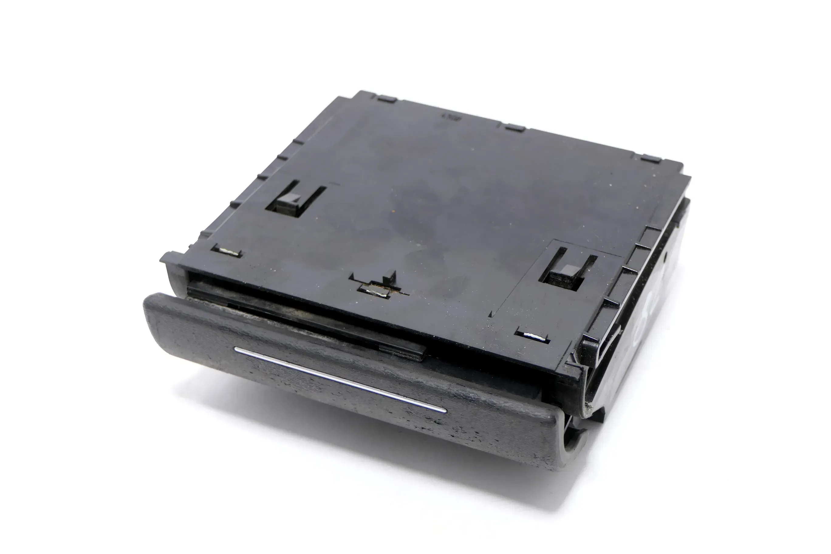 Audi A3 8L Aschenbecher Zigarettenanzünder vorne 8L0857951C  Facelift schwarz - Bild 1