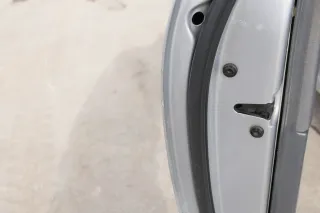 VW Polo 9N 9N3 Tür vorne links Fahrertür 2/3-Türer silber LA7W -ohne Anbauteile - Bild 2