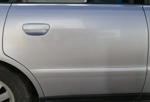 Audi A4 B5 Tür nur Türblatt hinten rechts silber LY7W - Facelift