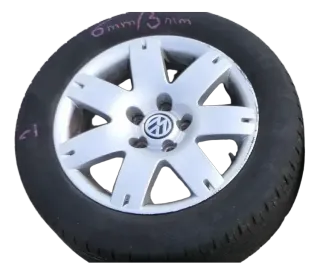 4x Felge Alufelgen Reifen VW Passat 3BG 3B0601025L 205/55 R16 Sommerreifen 4-6mm - Bild 4