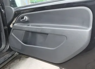 VW Up Mii Citigo Türverkleidung Verkleidung Tür vorne rechts schwarz 2/3-Türer - Bild 2