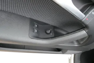 1x Audi A3 8P Türverkleidung Verkleidung Tür vorne links schwarz 2/3-Türer Griff - Bild 4