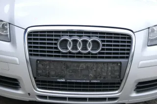 A3 8P Stoßstange Frontstoßstange Stoßfänger vorn grau silber LX7W Sportback Gril - Bild 4