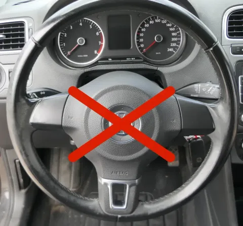 VW Polo 6R Lenkrad 3-Speichen 6R0419091Q /T schwarz Leder Leerlenkrad