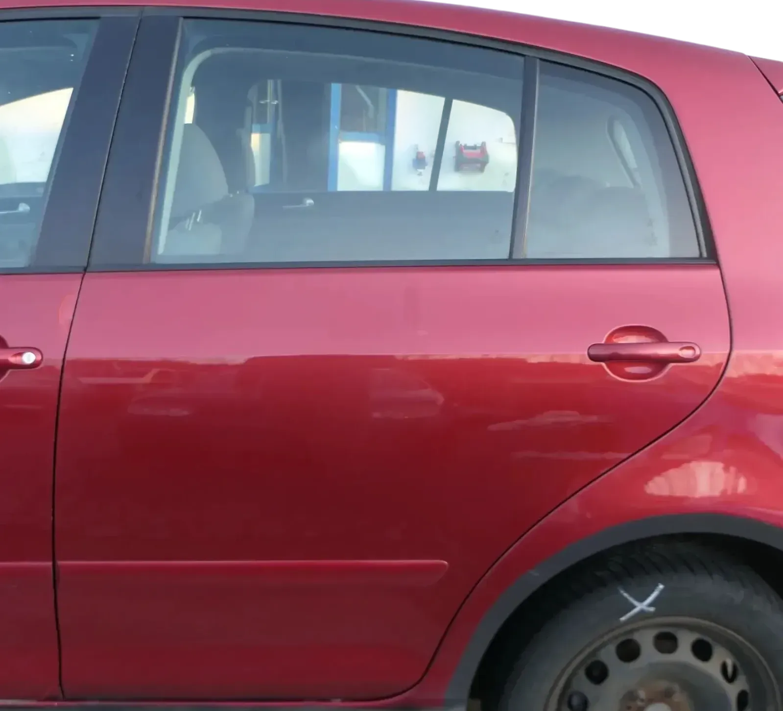 VW Golf Plus 5M Tür hinten links rot LA3X - mit Rahmen - Bild 1