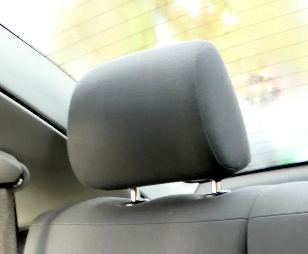 1x VW Beetle 9C Kopfstütze hinten anthrazit Style - Bild 1