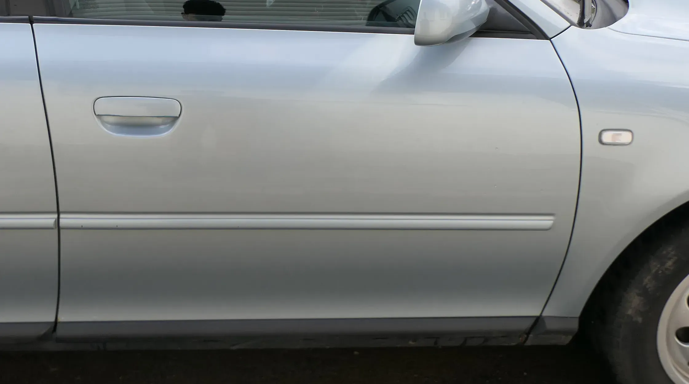 Audi A3 8L Tür nur Türblatt vorne rechts blau LY7R 4/5-Türer - Bild 1